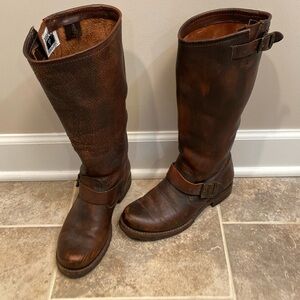 FRYE and CO Brown Leather Pull-on Boots